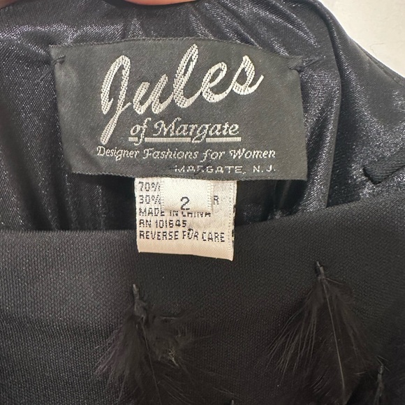 Boutique mini black feather dress - Picture 4 of 4